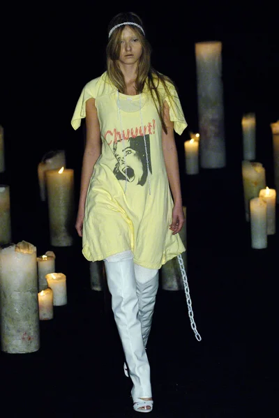 Look 10